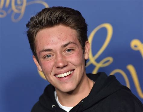 ethan cutkosky body|Ethan Cutkosky Height, Weight, Body Measurements,。